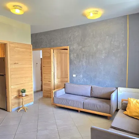 Seaside Timber Apartment Plazhi San Pietro