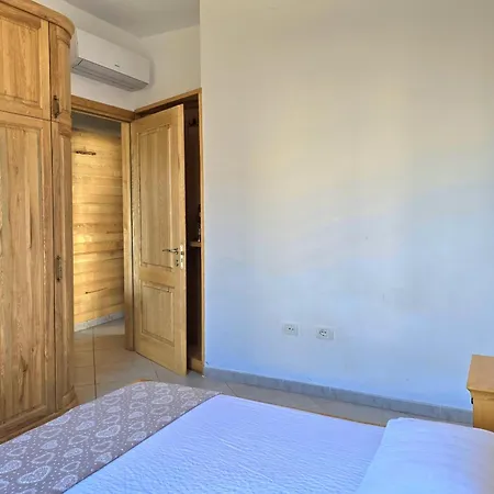 Seaside Timber Apartment *
