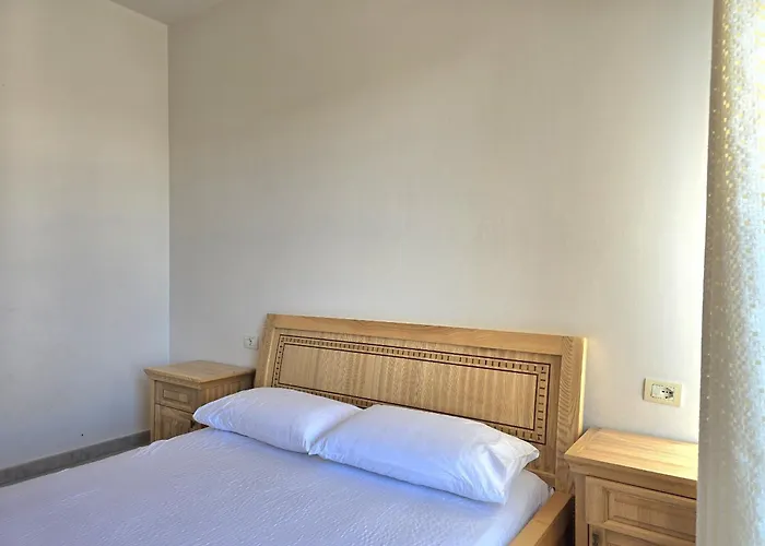 Seaside Timber * Plazhi San Pietro